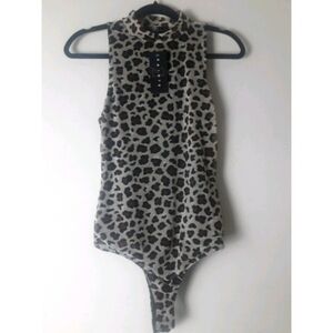 21 Saints | Sheer Leopard print Bodysuit Sz. M Animal Print High Neck